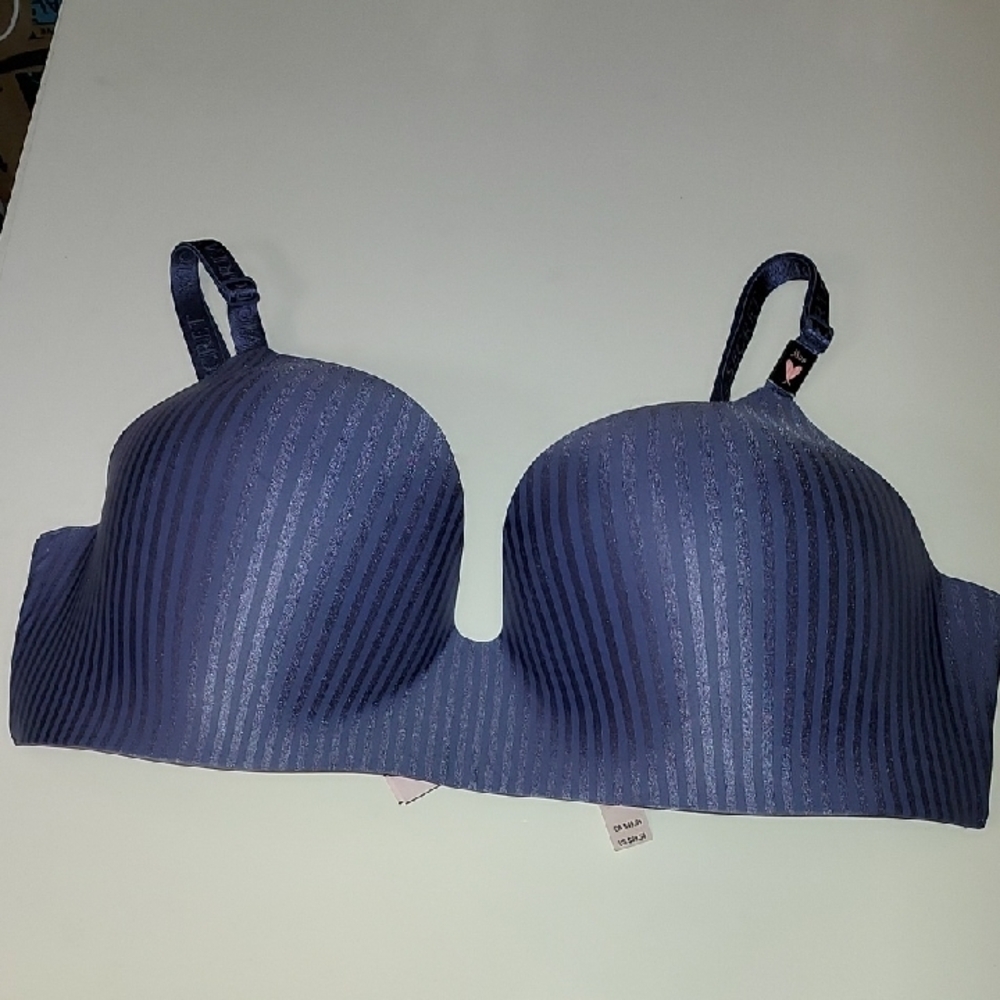 Victoria Secrets T Shirt Wireless Blue Striped Bra Sz. 38DD  FINAL